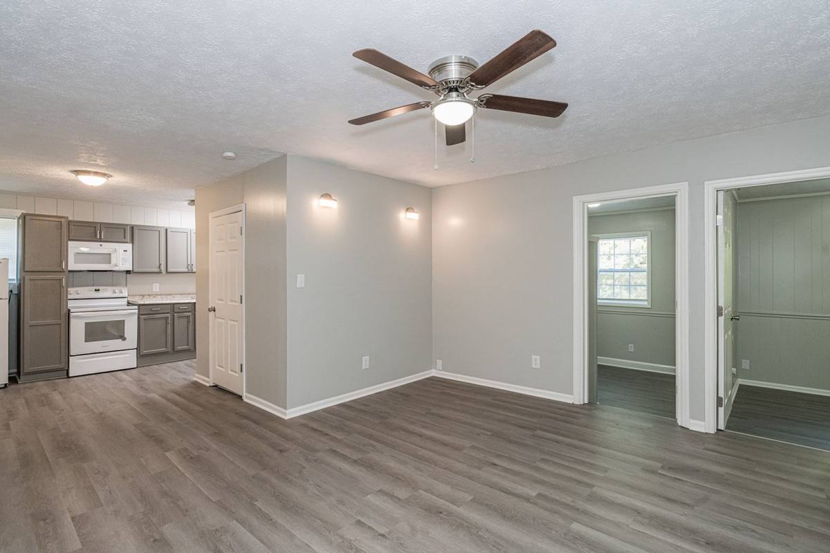 Apartment for rent at 303 S Magnolia St #2, Maryville, TN 37803