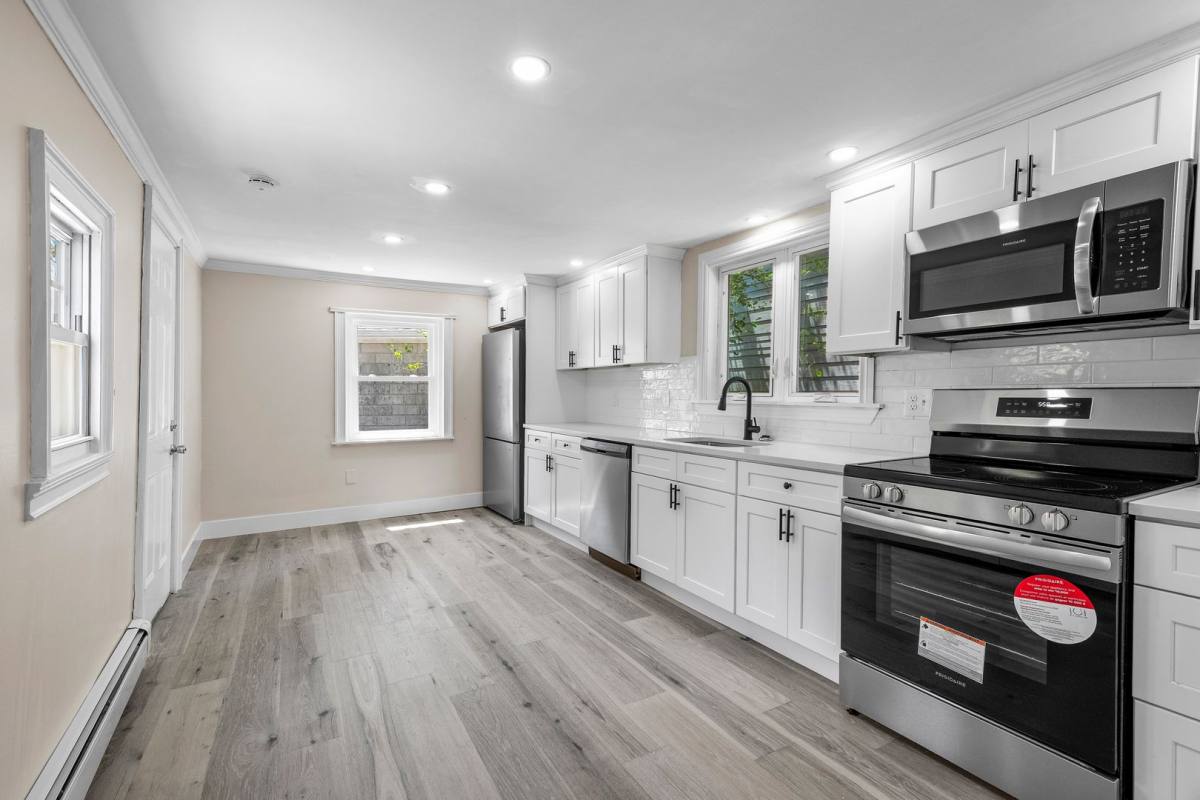 House for rent at 125 Grand View St, Providence, RI 02906