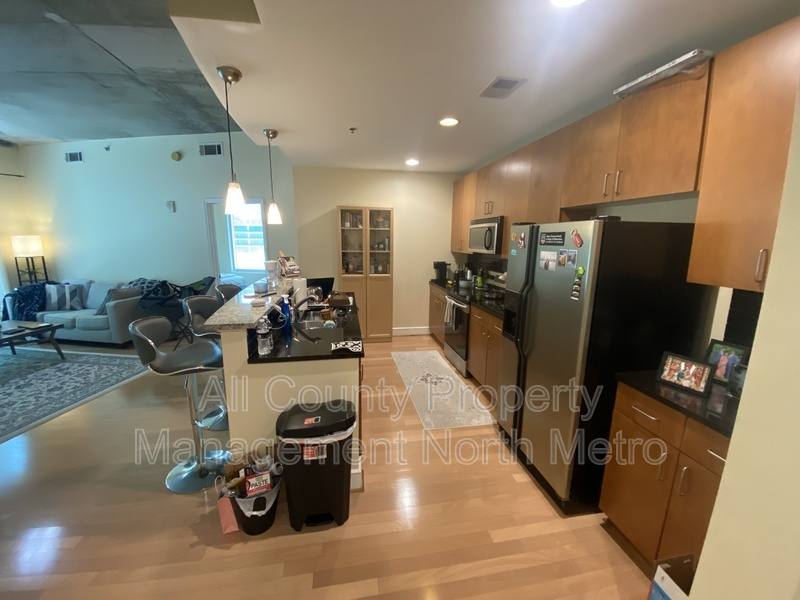 Apartment for rent at 950 W Peachtree St #411, Atlanta, GA 30309