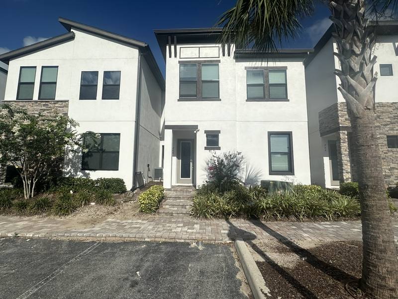 House for rent at 240 Villa Domani Circle, Davenport, FL 33896