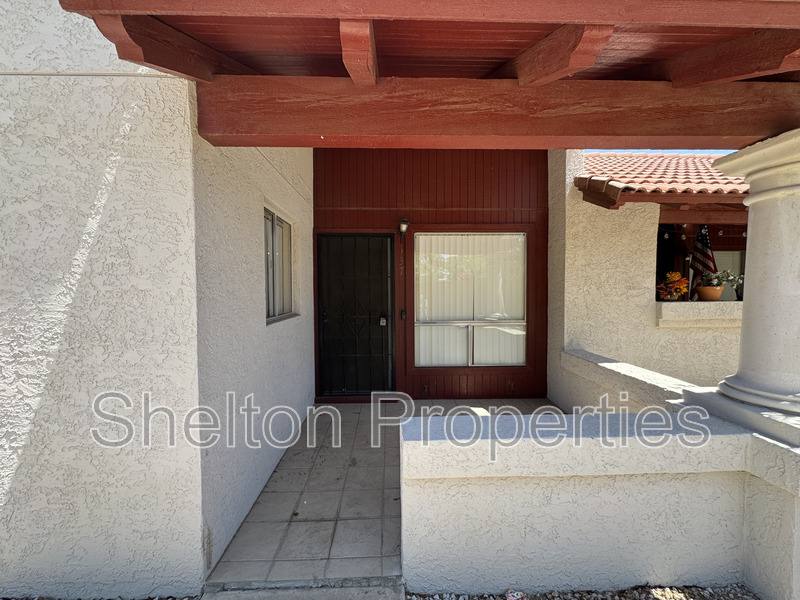 Condo for rent at 10815 W Northern Ave #137, Glendale, AZ 85307