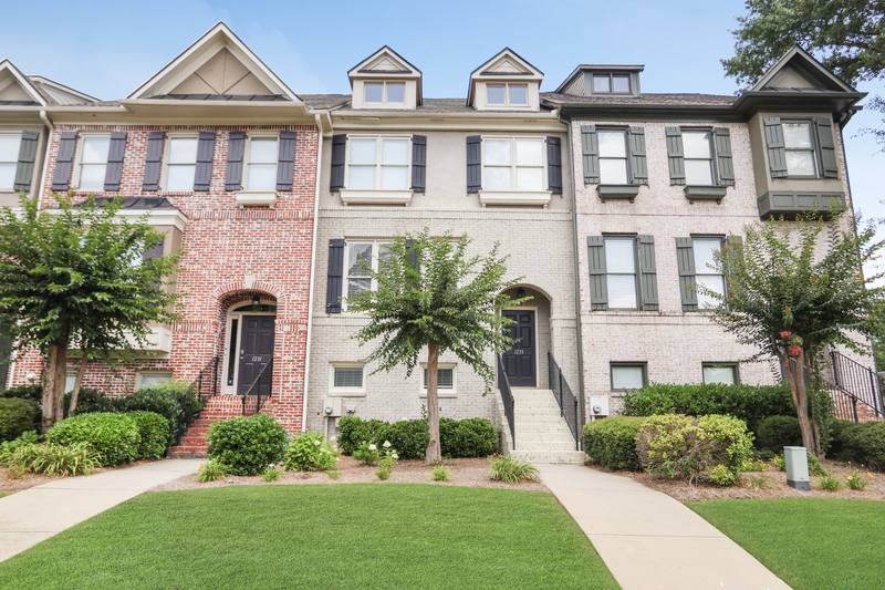 Townhouse for rent at 1233 Concord Rd SE, Smyrna, GA 30080