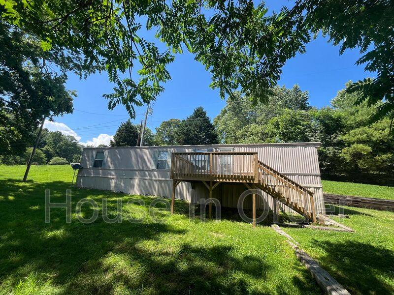 House for rent at 5 Jesse Lane, Asheville, NC 28806