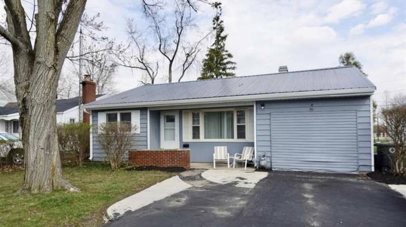 House for rent at 1508 N Woodridge Ave, Muncie, IN 47304
