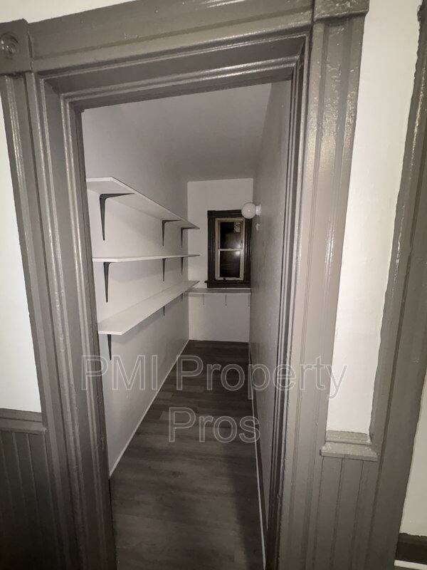 Apartment for rent at 140 E Chambers St, Milwaukee, WI 53212