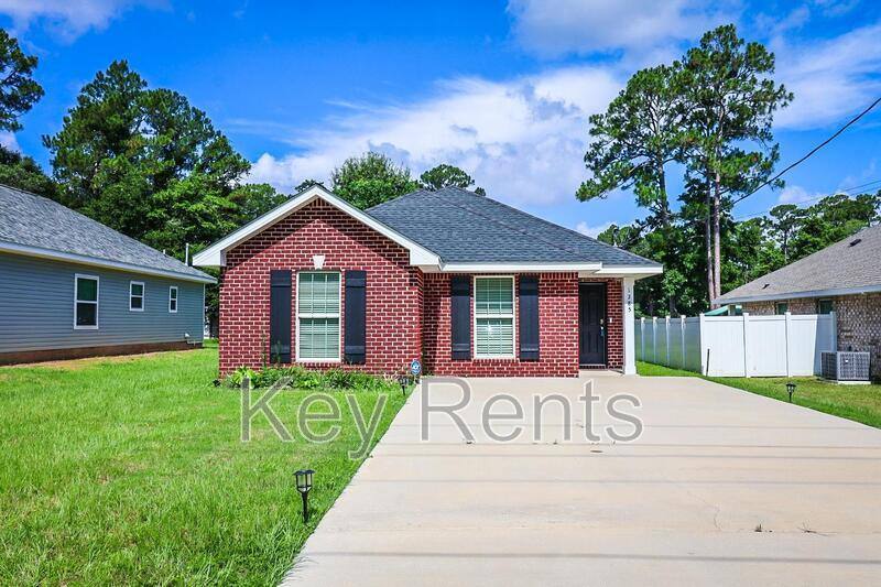 House for rent at 1285 Mills Ave, Pensacola, FL 32506