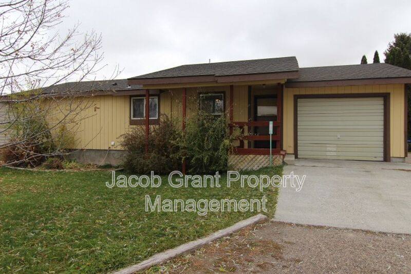 Apartment for rent at 5023 E Walker Ave #B, Iona, ID 83427