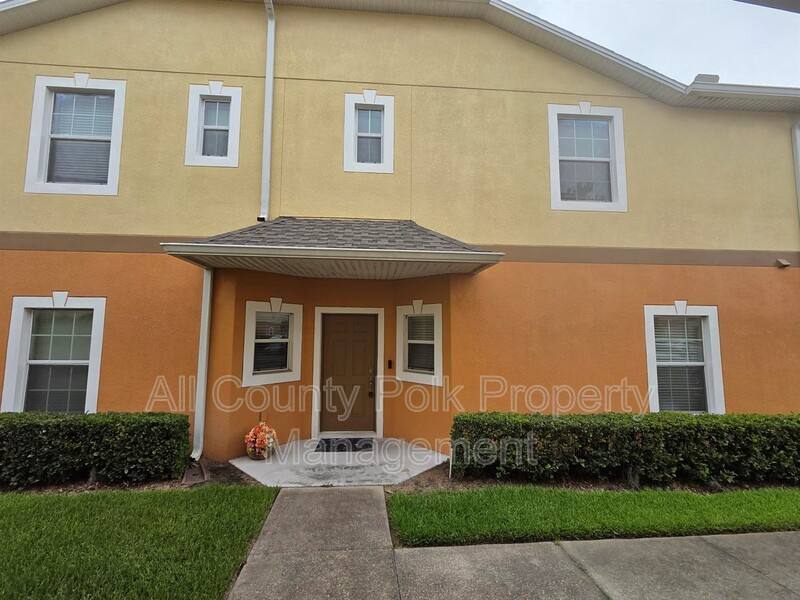 Townhouse for rent at 4159 Shade Tree Lane, Lakeland, FL 33812
