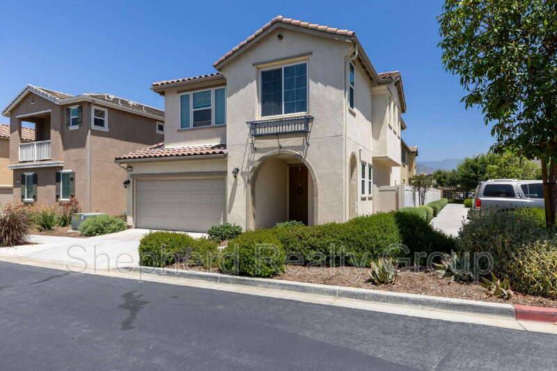 House for rent at 28468 Sunflower St, Highland, CA 92346