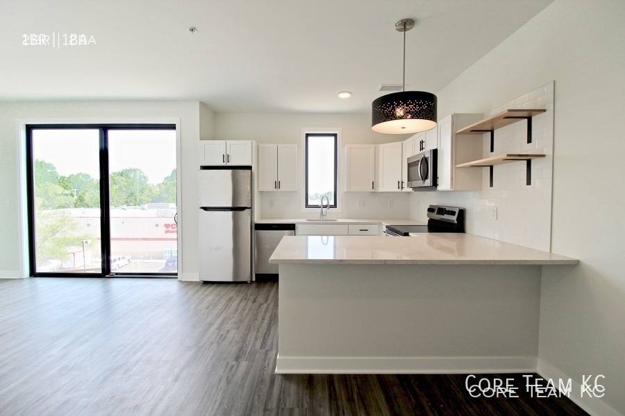 Apartment for rent at 222 W 75th St #306, Kansas City, MO 64114