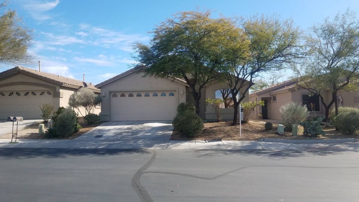 House for rent at 5445 W Morning Moonlight Lane, Marana, AZ 85658