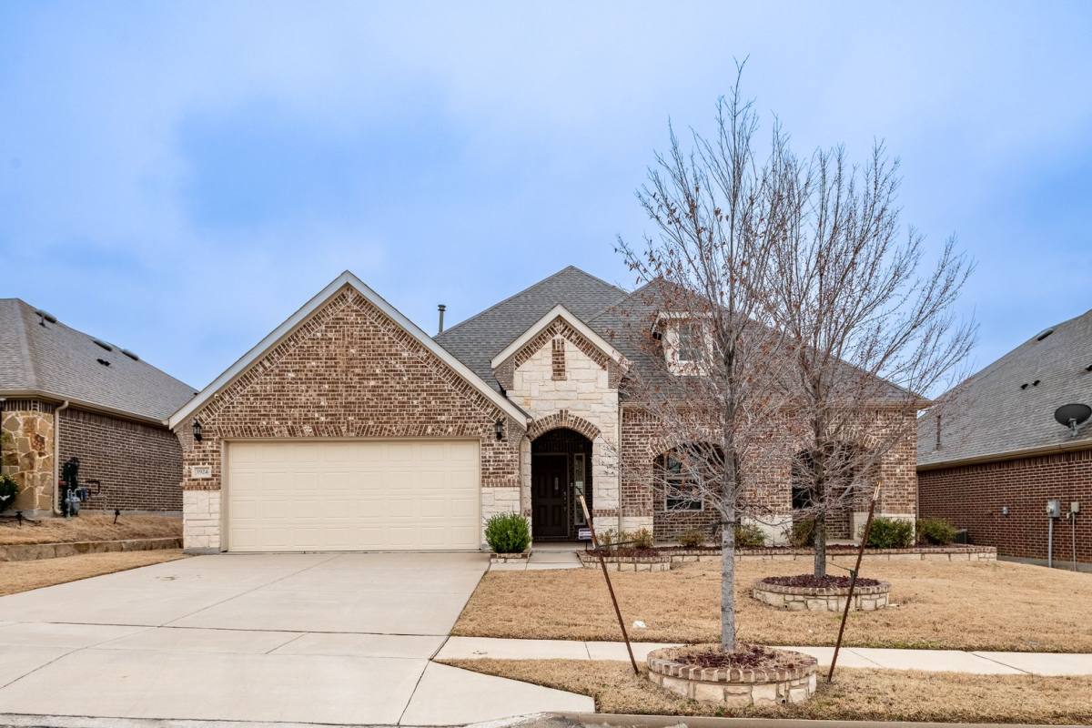House for rent at 1924 Angein Dr, Fort Worth, TX 76131