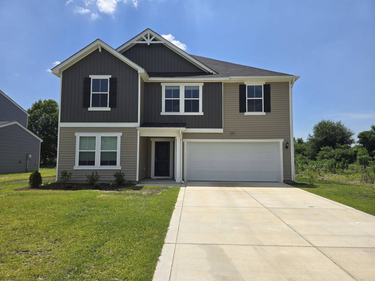 House for rent at 206 Melbourne Dr, Raeford, NC 28376
