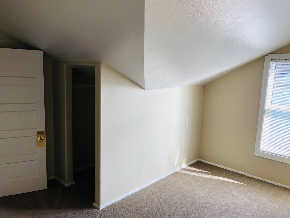 Apartment for rent at 400 N Holladay Dr, Seaside, OR 97138