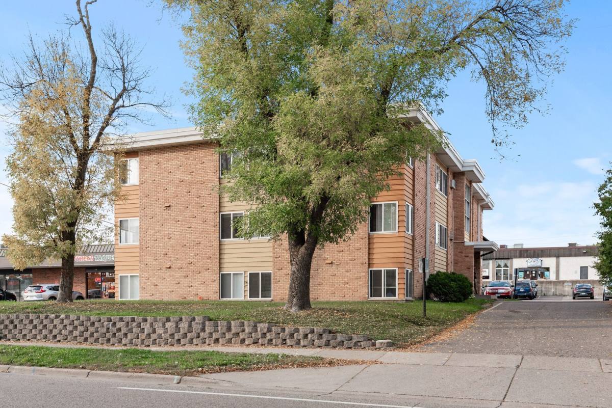 Apartment for rent at 2360 County Rd E W, Saint Paul, MN 55112