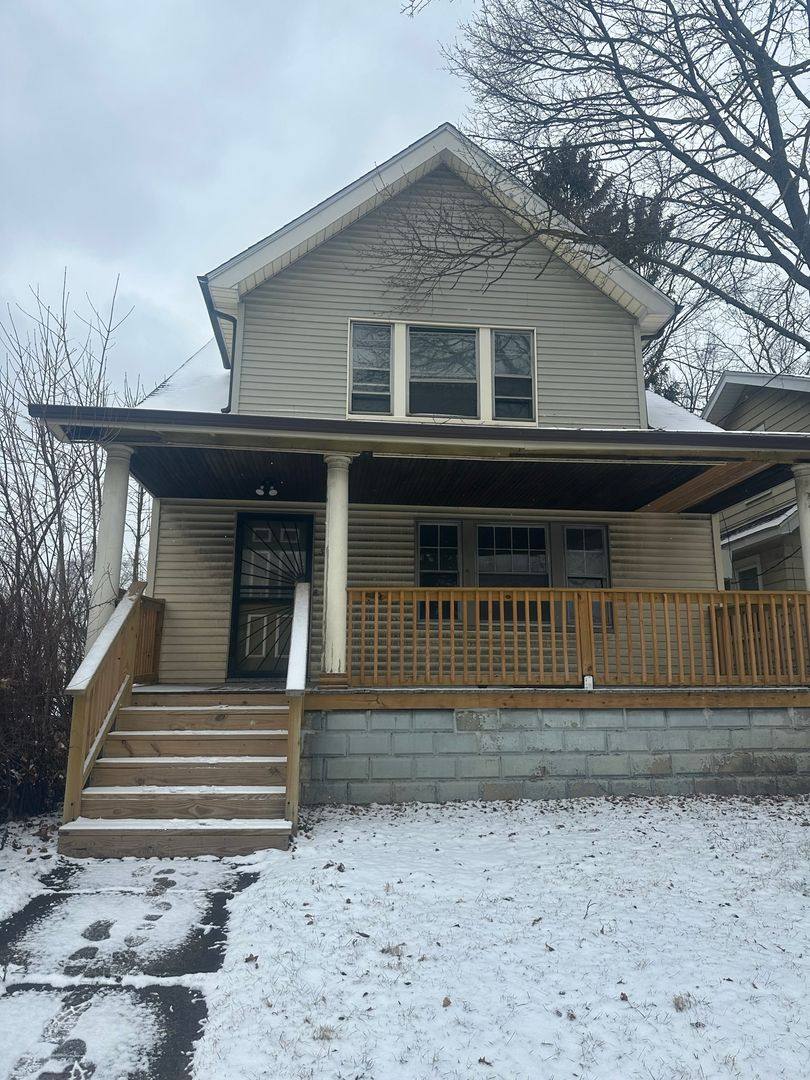 Apartment for rent at 3908 E 123rd St, Cleveland, OH 44105