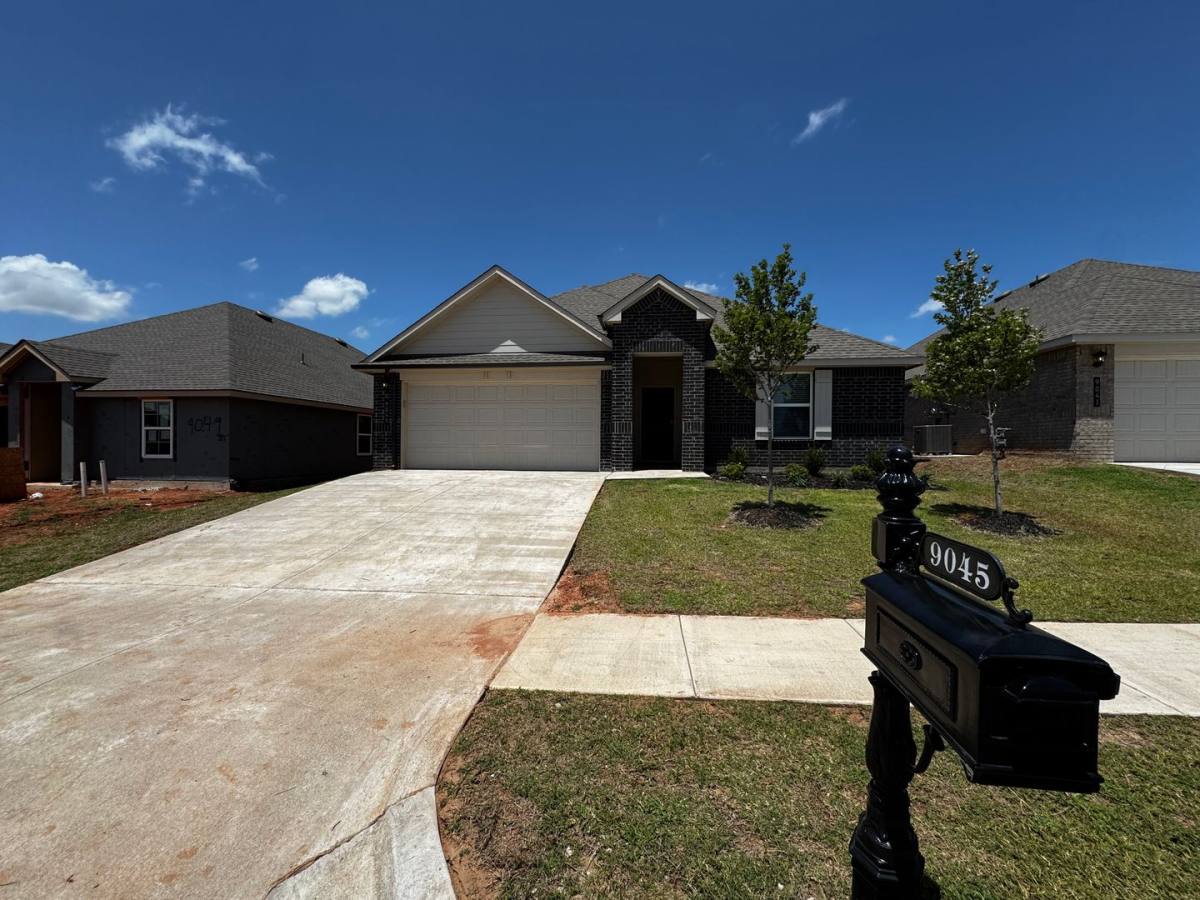 House for rent at 9045 NW 149th St, Yukon, OK 73099