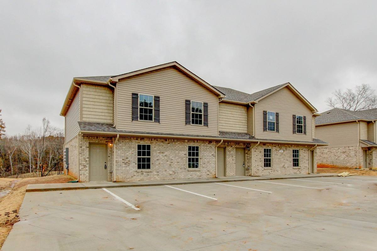 Apartment for rent at 234 Fairvew Lane, Clarksville, TN 37040
