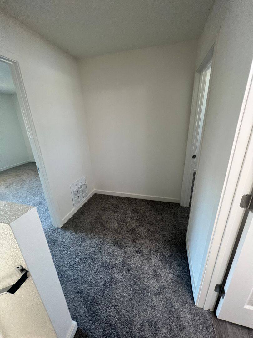 Apartment for rent at 141 Woodbury Circle, Vacaville, CA 95687