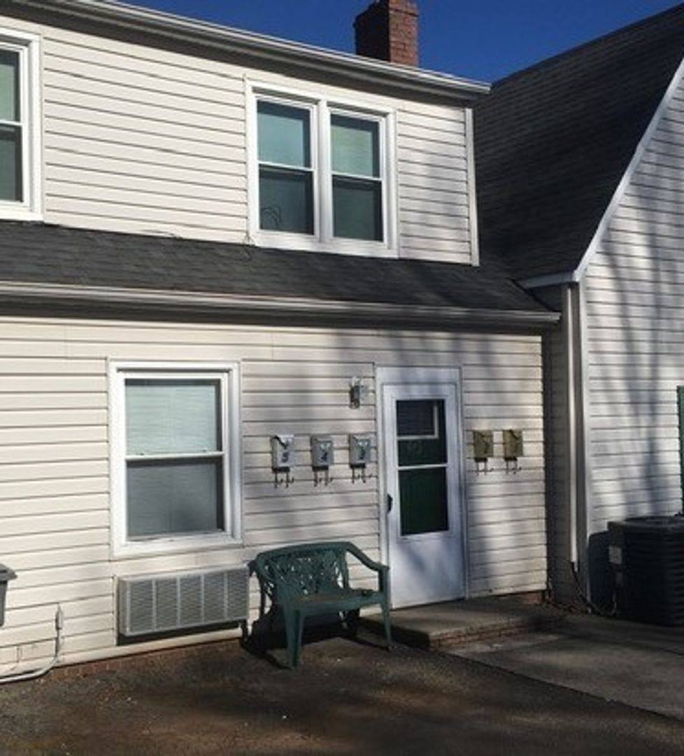 Apartment for rent at 320 Third St #4, Belmont, NC 28012