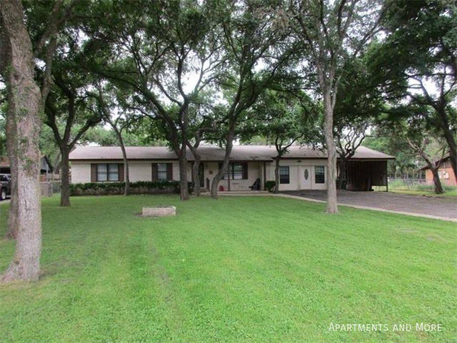 Apartment for rent at 109 Suttles, San Marcos, TX 78666