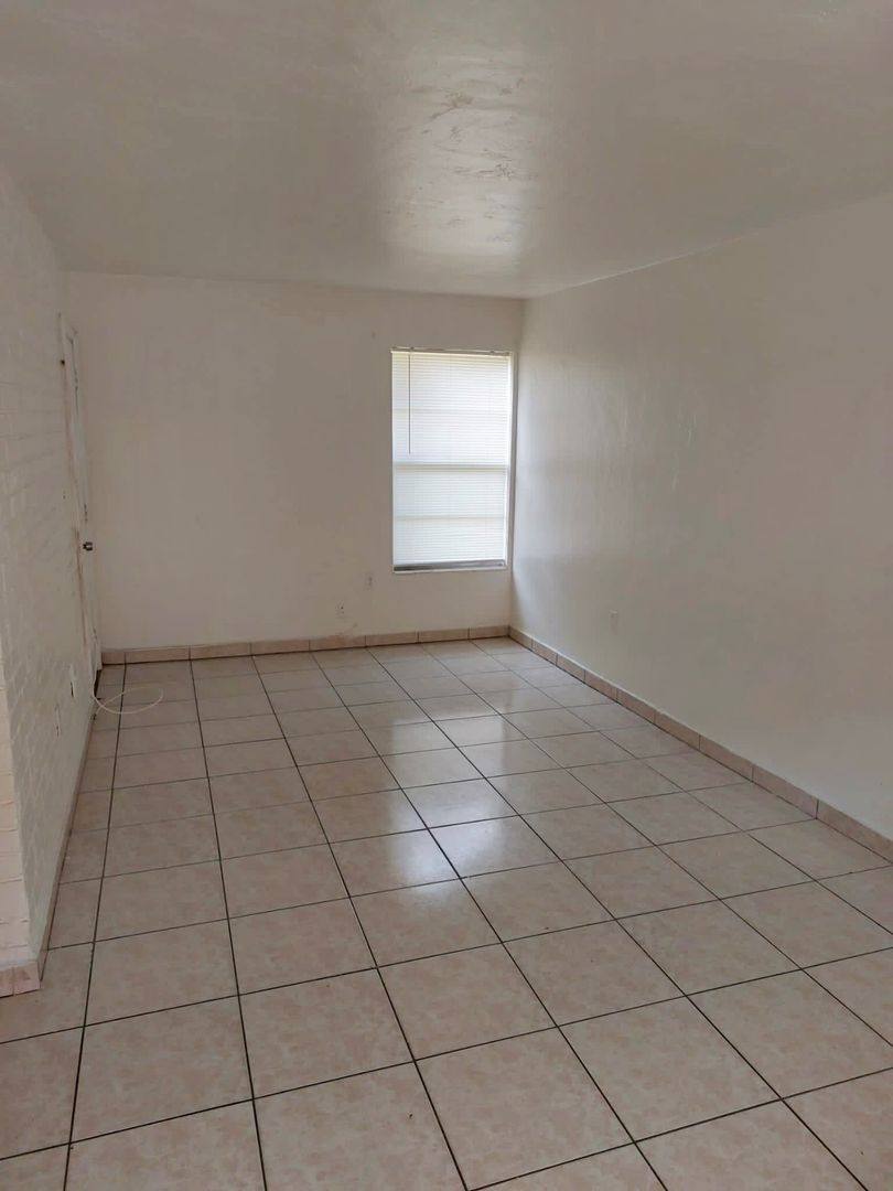 Apartment for rent at 6850 W 14th Court, Hialeah, FL 33014