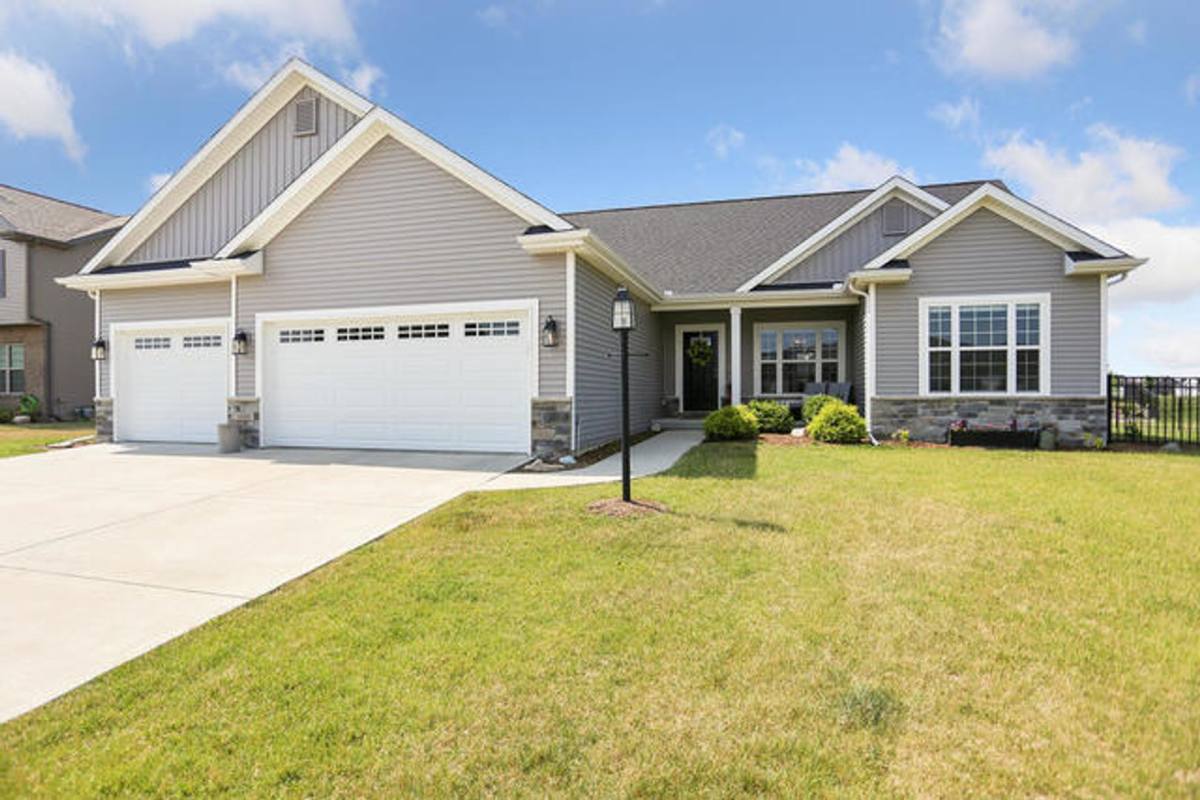 House for rent at 1503 Yankee Lane, Champaign, IL 61822