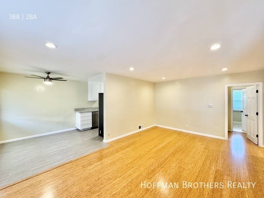 Apartment for rent at 3910 Coco Ave #1, Los Angeles, CA 90008