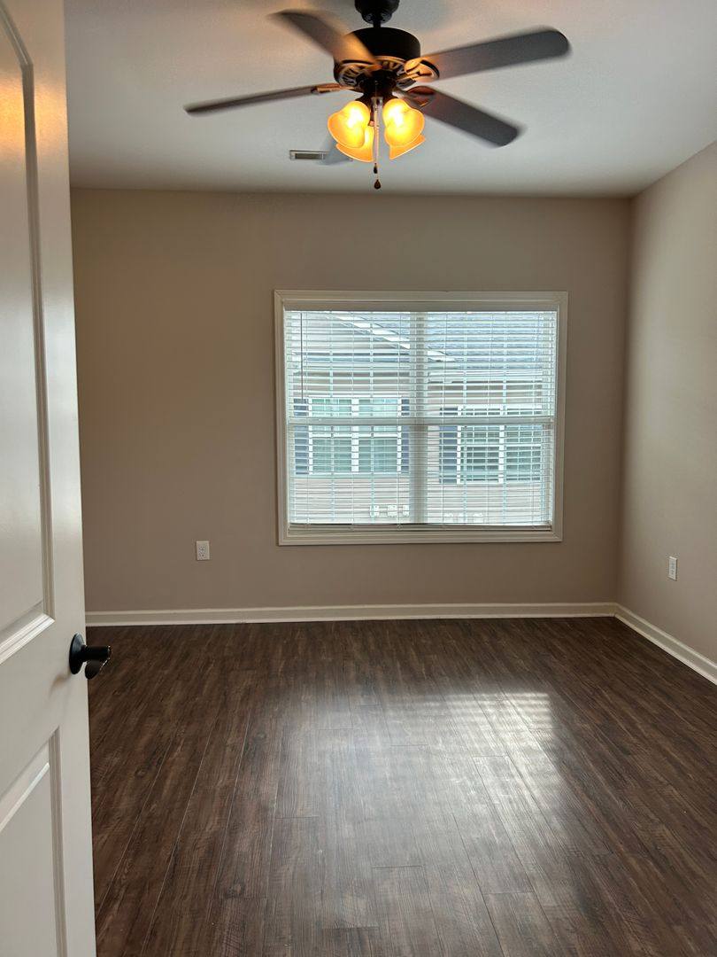 Apartment for rent at 2730 Industrial Dr, Bowling Green, KY 42101