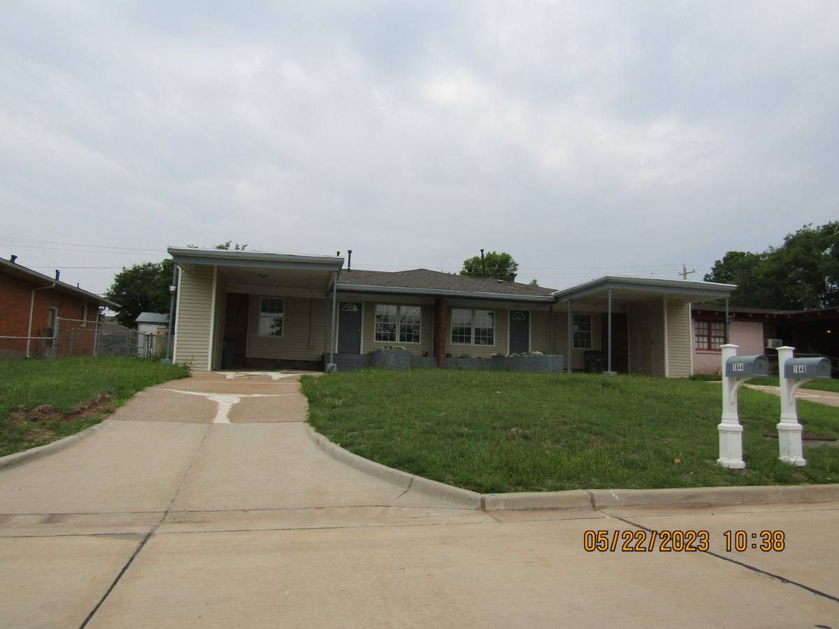 House for rent at 1646 NW 27th St, Lawton, OK 73505