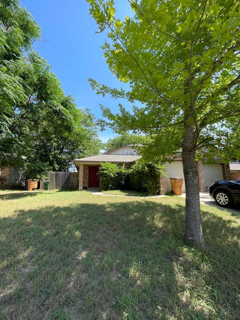 Apartment for rent at 2626 Gwendolyn Lane, Austin, TX 78748