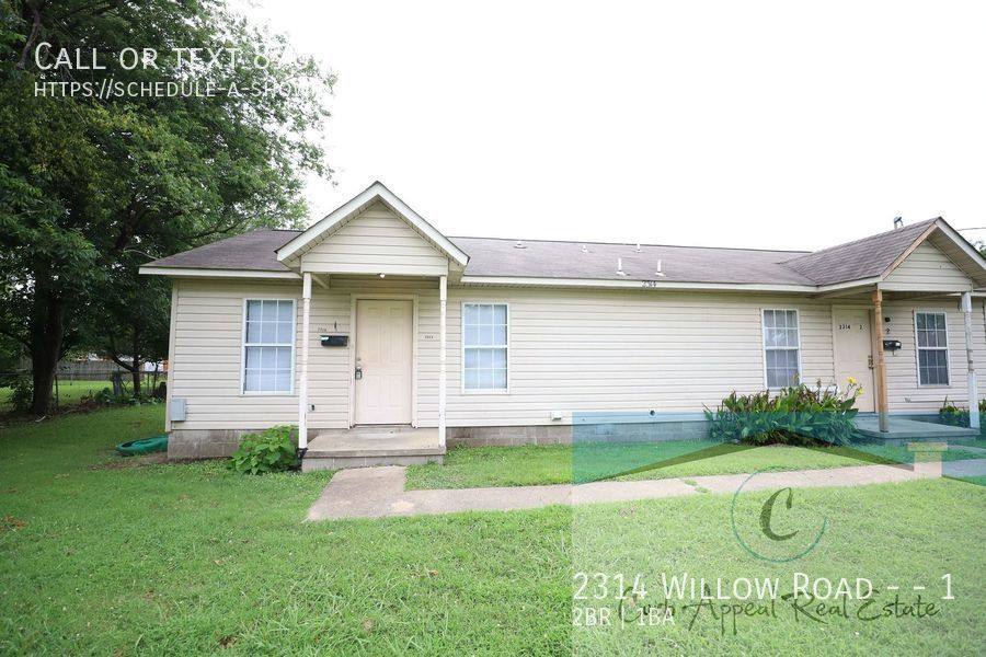 Apartment for rent at 2314 Willow Rd #1, Jonesboro, AR 72401