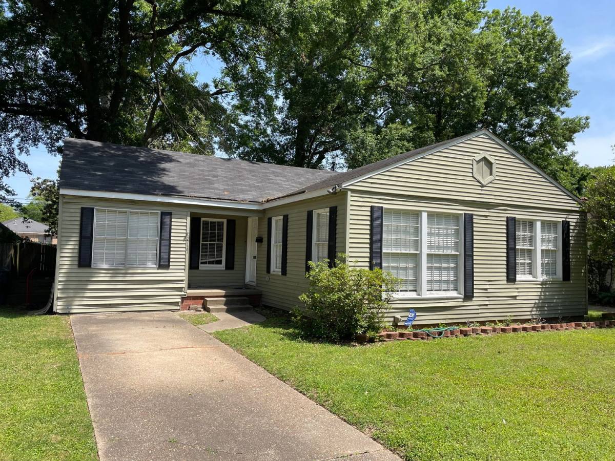 House for rent at 3717 Greenway Place, Shreveport, LA 71105
