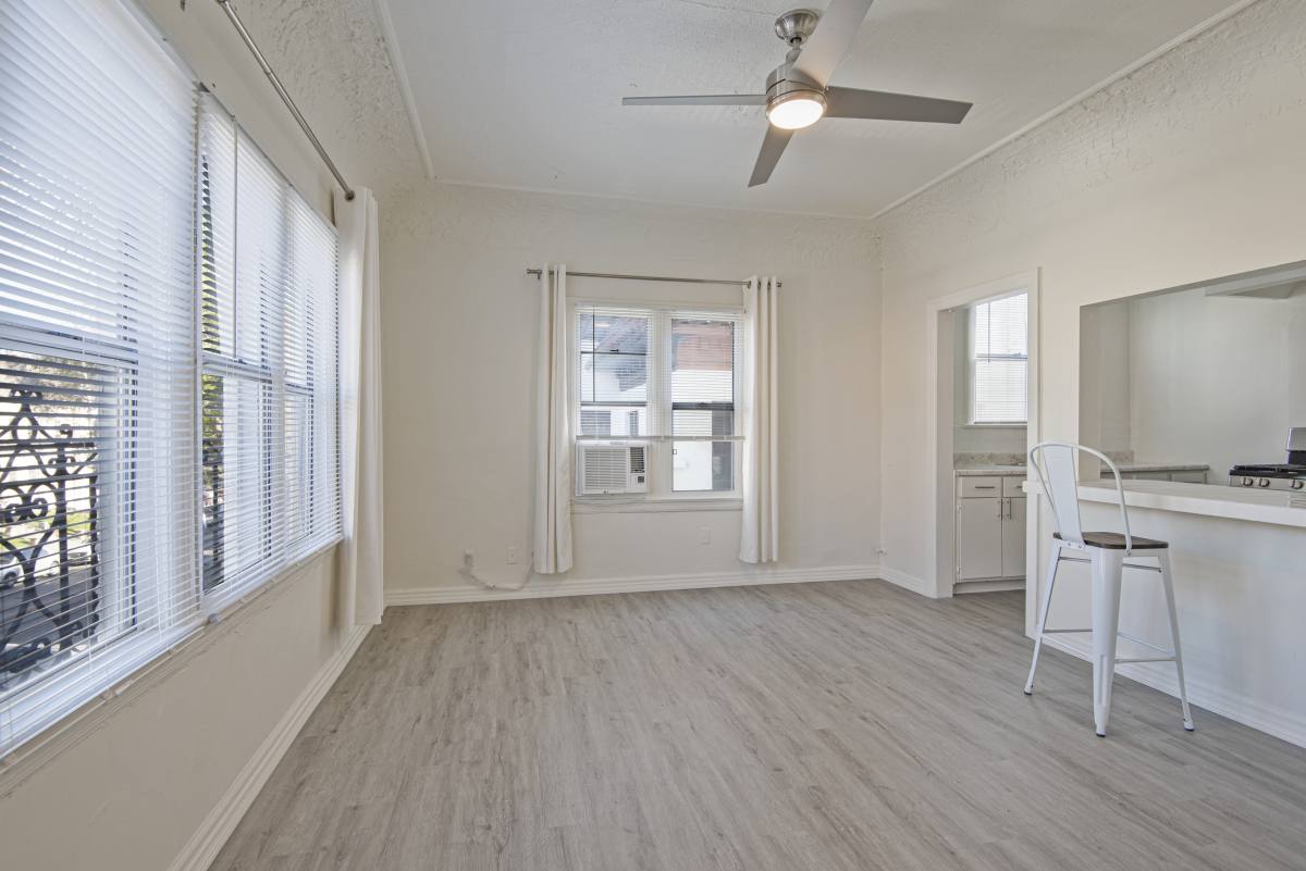 Condo for rent at 121 N Kenmore Ave #201, Los Angeles, CA 90004