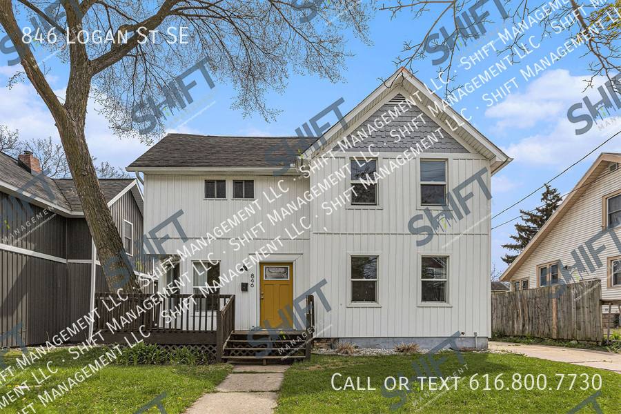 House for rent at 846 Logan St SE, Grand Rapids, MI 49506
