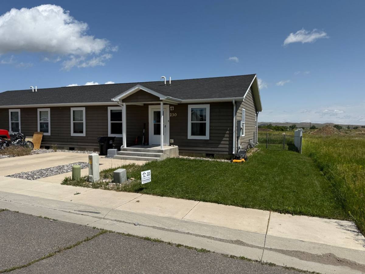 Apartment for rent at 220 Riverwood Dr, Lander, WY 82520