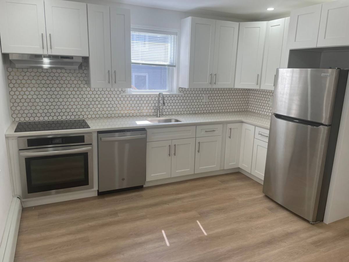 Apartment for rent at 205 Ives St, Providence, RI 02906