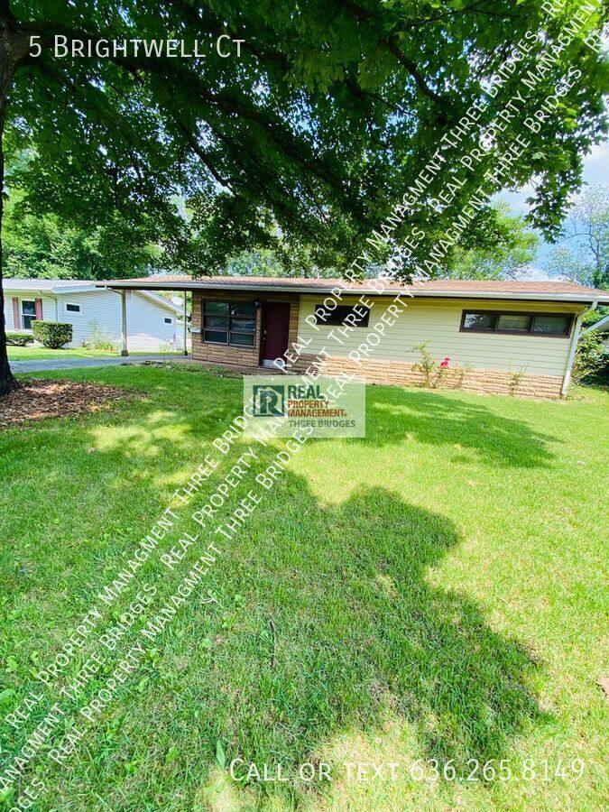 House for rent at 5 Brightwell Court, Florissant, MO 63031