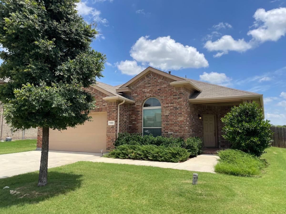 House for rent at 153 Creek Terrace Dr, Fort Worth, TX 76131