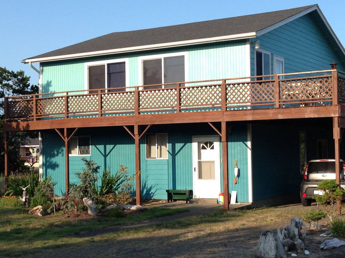 House for rent at 32914 G St, Ocean Park, WA 98640