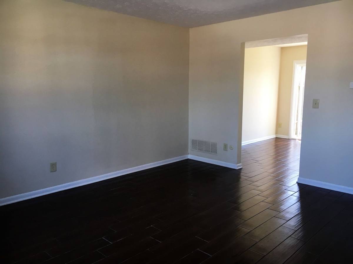 Townhouse for rent at 1441 Elmore Ave, Columbus, OH 43224