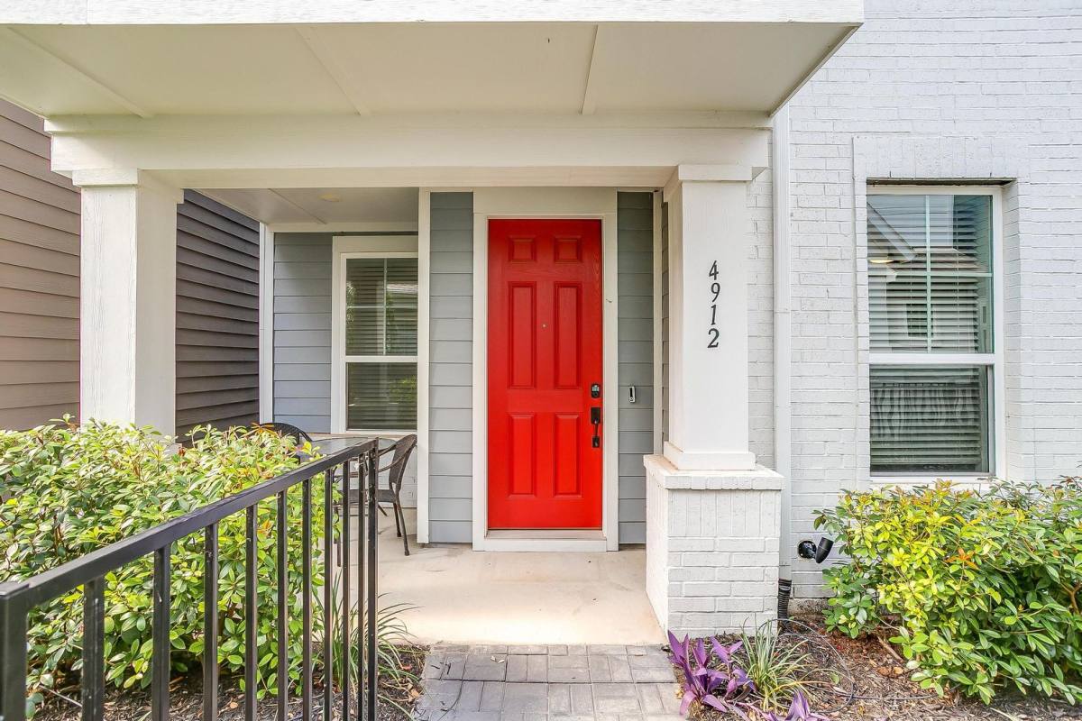 House for rent at 4912 Deavers Lane, Fort Worth, TX 76114