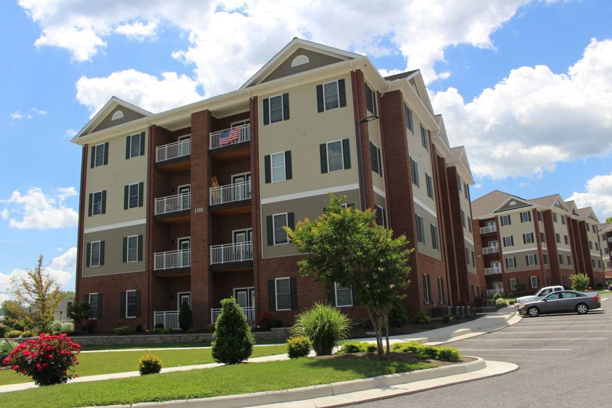 Apartment for rent at 1201 Lawrence St, Radford, VA 24141