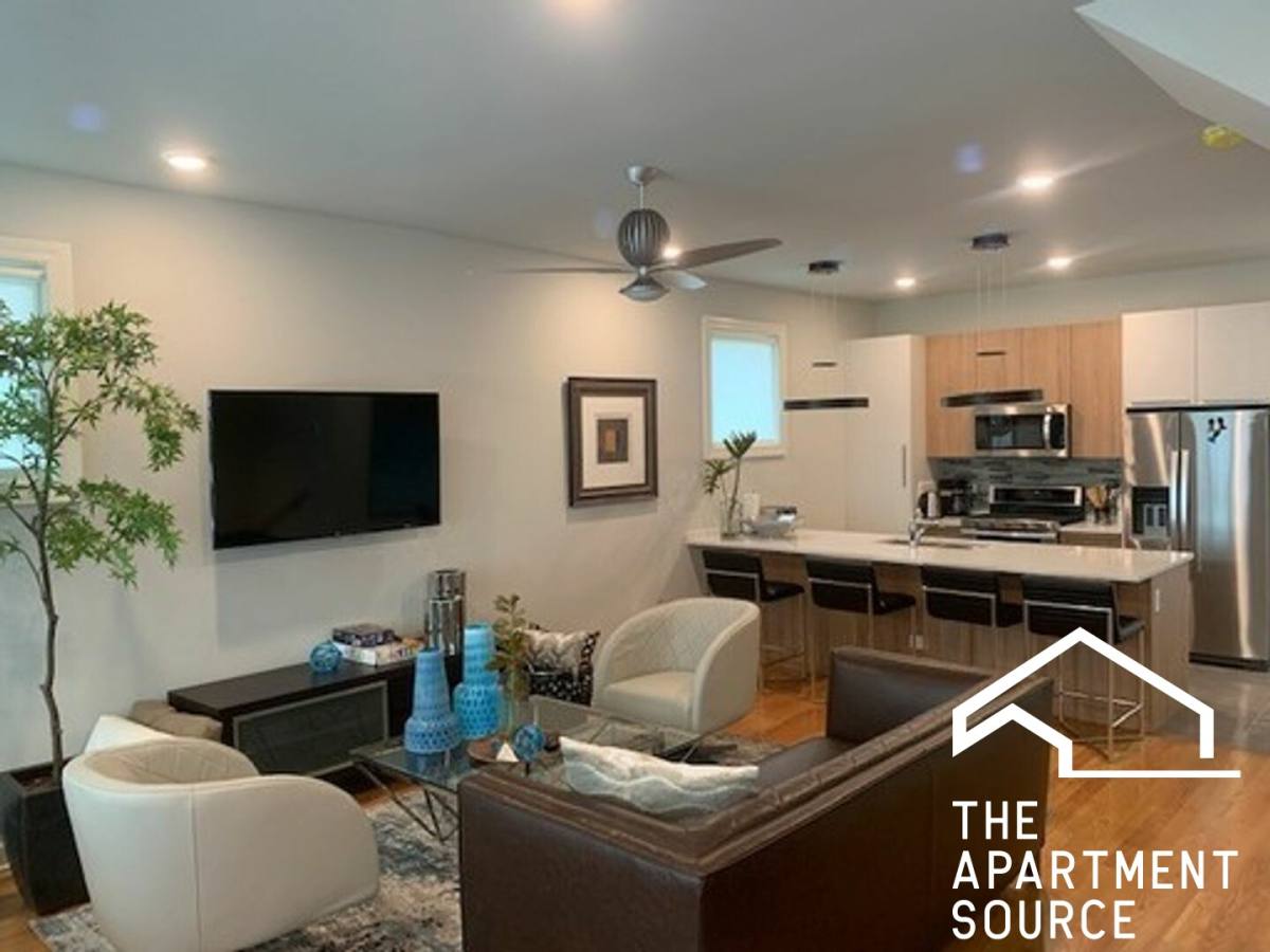 Townhouse for rent at 6115 S University Ave #4, Chicago, IL 60637
