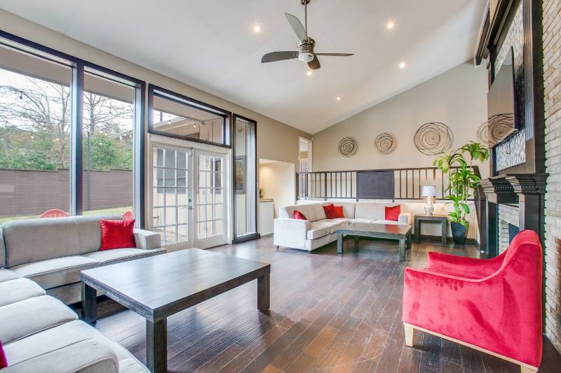 House for rent at 7307 Spring Valley Rd, Dallas, TX 75254