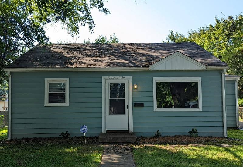 House for rent at 1702 Nelson Ave, Louisville, KY 40216