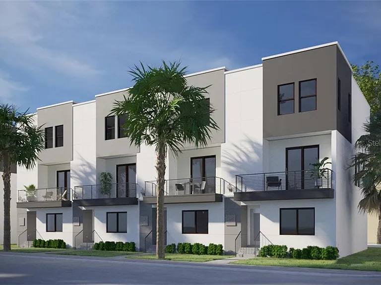 Townhouse for rent at 1302 W Carmen St #4, Tampa, FL 33606