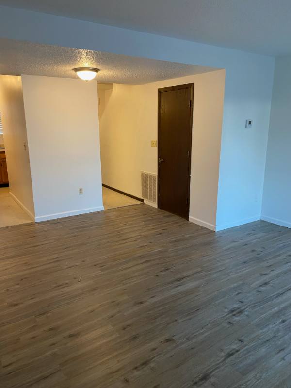 Apartment for rent at 1001 College Ave #B4, Alton, IL 62002