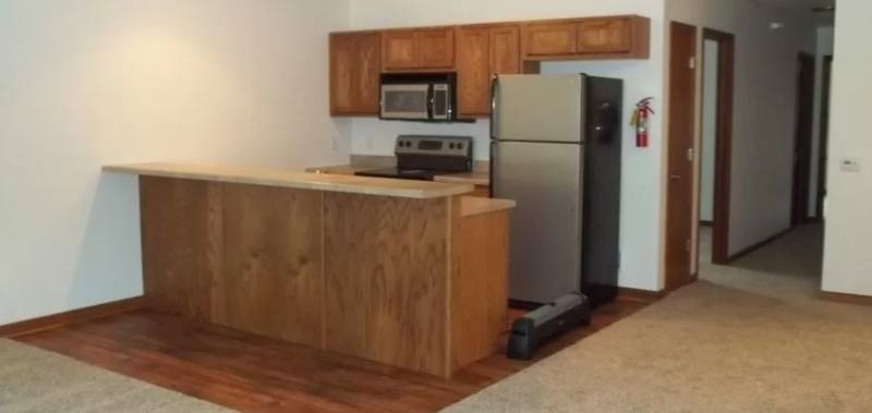 Apartment for rent at 609 1st Ave SW #D, Cedar Rapids, IA 52405