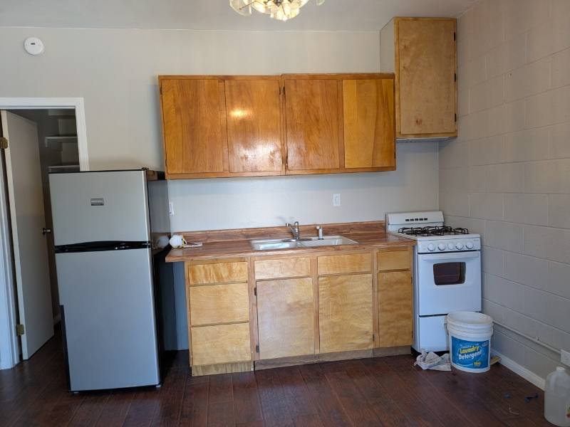 House for rent at 2100 E Corson #101, Pasadena, CA 91107
